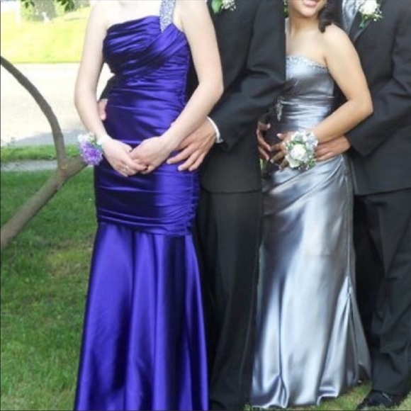 Purple formal dress - Picture 2 of 4